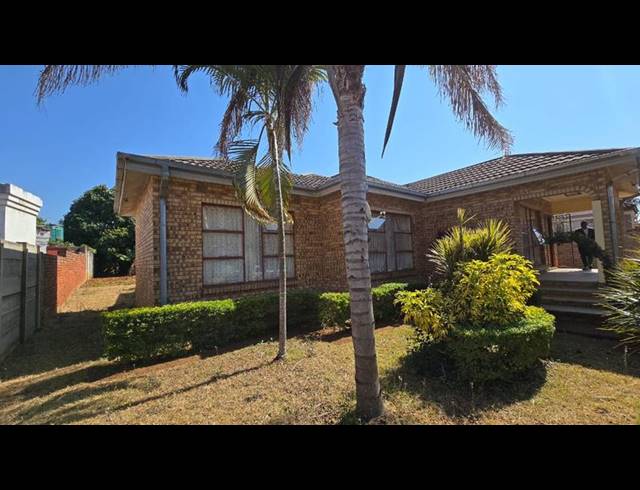 3 BEDROOM HOUSE FOR SALE IN LOUIS TRICHARDT